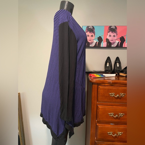 Women’s Purple & Black Patterned Dress ( Large ) - Picture 3 of 5